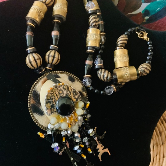 HANDMADE VINTAGE PENDANT STATEMENT NECKLACE Onyx/LEOPARD STONE VINTAGE BRASS - Picture 6 of 11